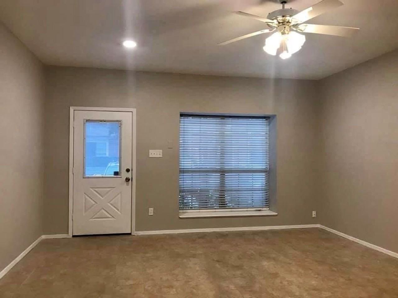 214 Samuel Blvd - Photo 5 of 26