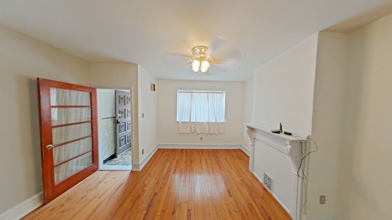 2629 S Rosewood St - Photo 3 of 13