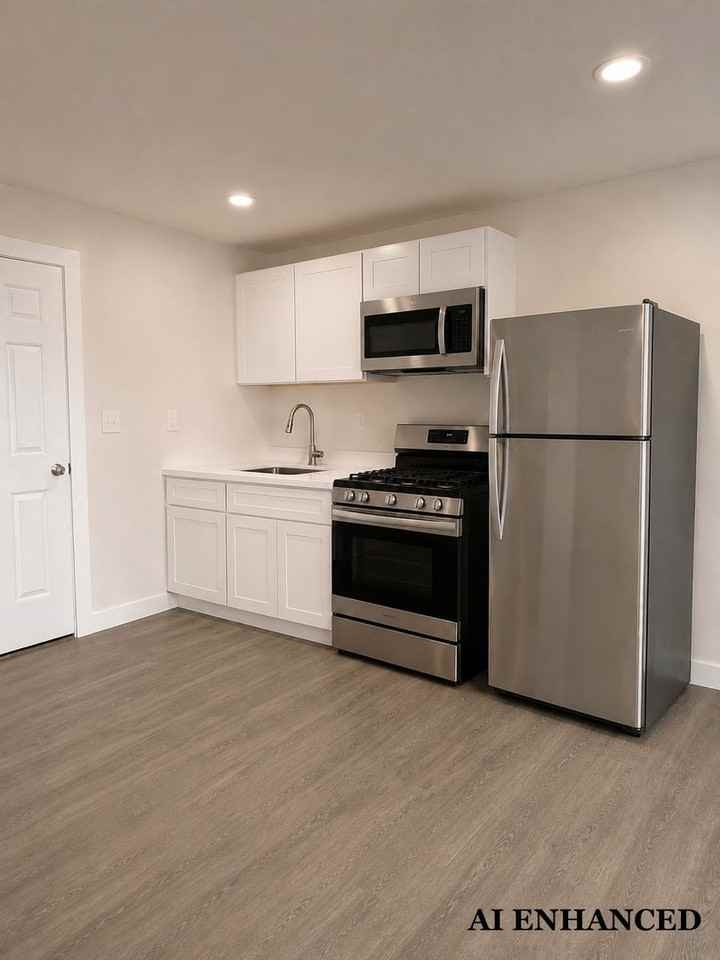 711 Poppy Ave - Photo 2 of 6