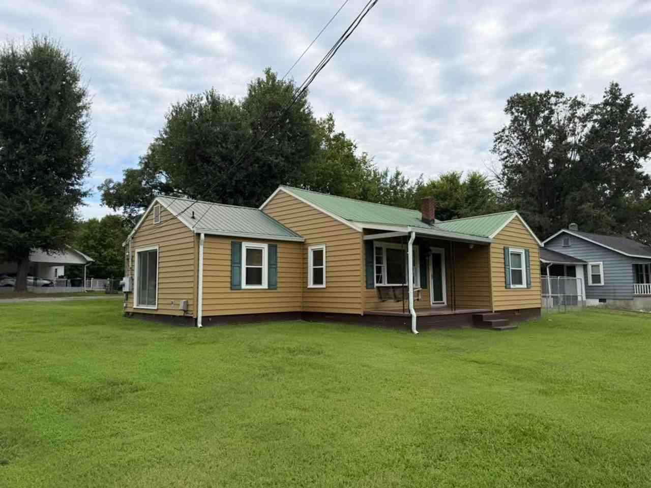 201 Kendall Mill Rd - Photo 2 of 17
