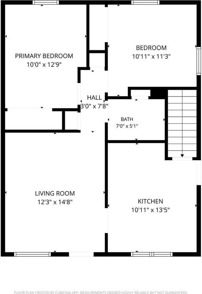 570 - 2900 Thackeray - Photo 3 of 41