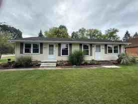 570 - 2900 Thackeray - Photo 1 of 1