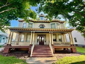 705 E. Walnut - Photo 1 of 1