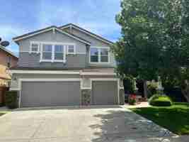 featured image of 2912 Medinah Way