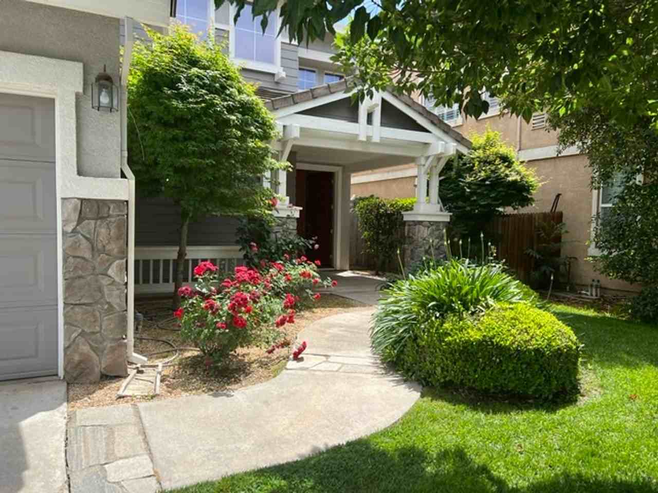 2912 Medinah Way - Photo 5 of 50