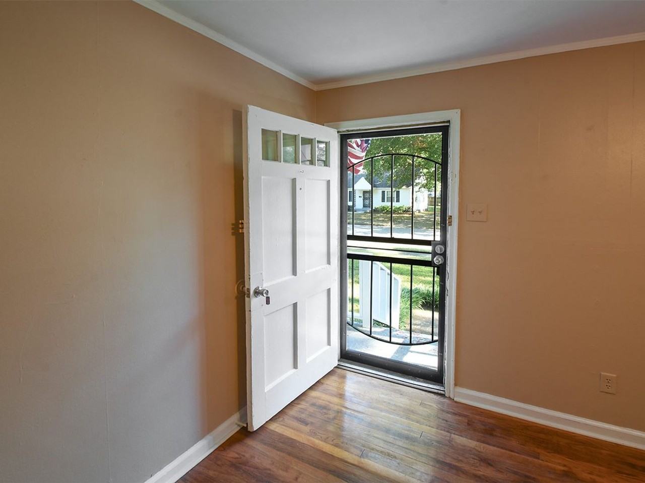 3837 Vanuys Rd - Photo 2 of 12