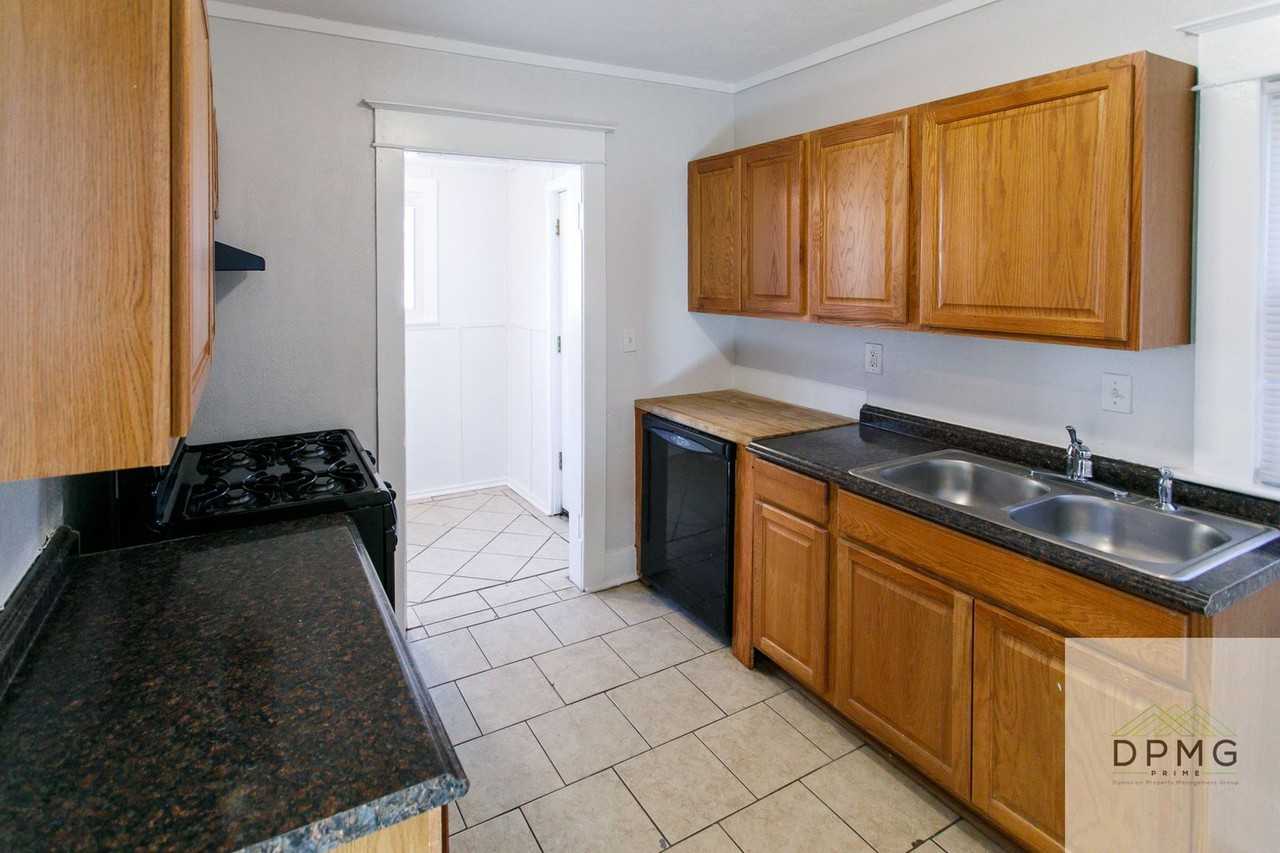 304 S Magnolia Ave - Photo 7 of 20