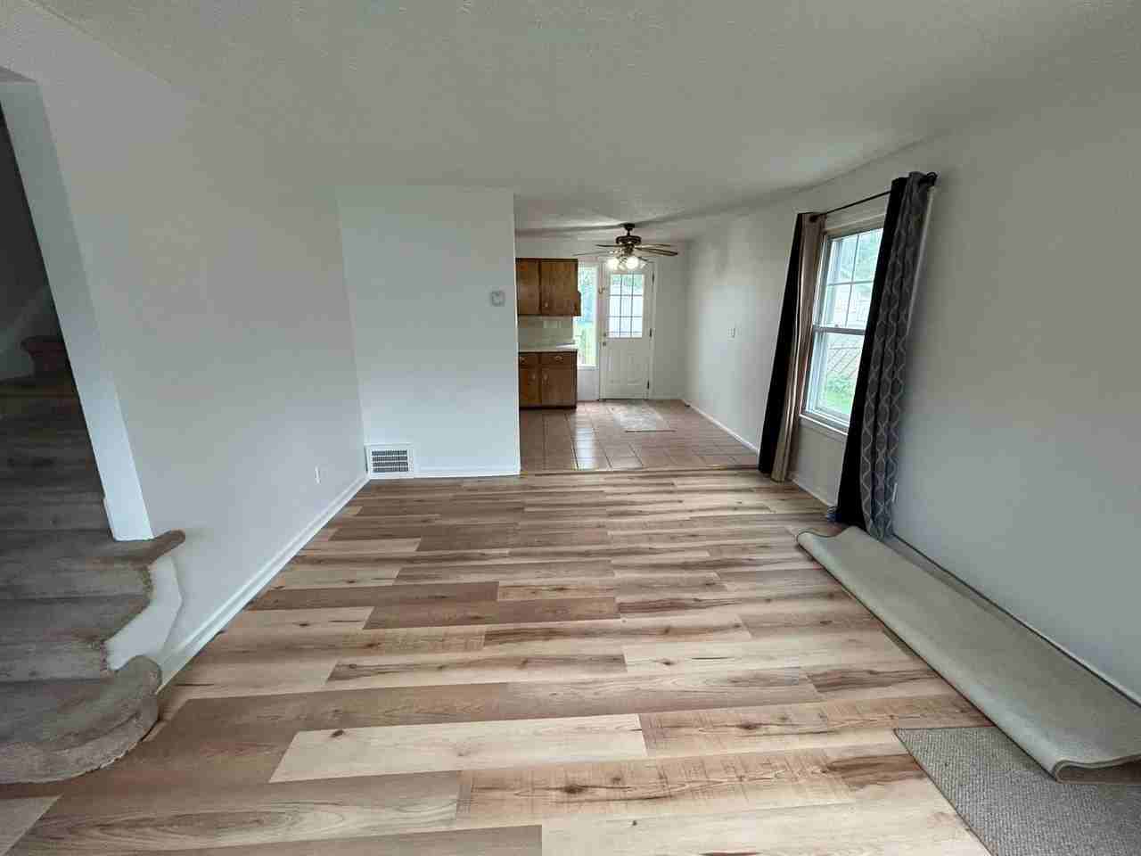 14018 Cayuga Ct - Photo 3 of 14