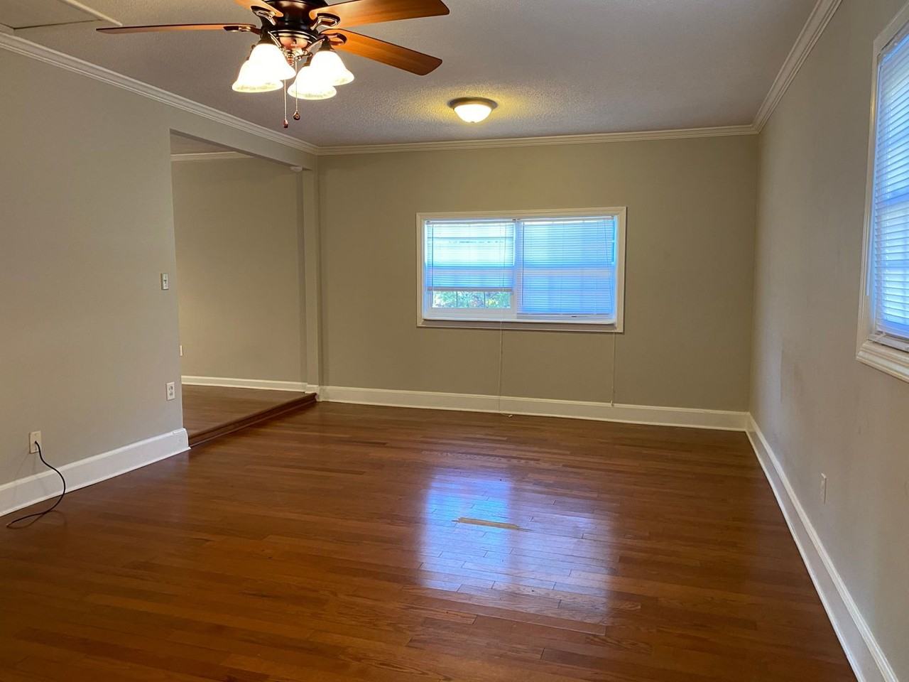 228 Yellowleaf Dr - Photo 6 of 15