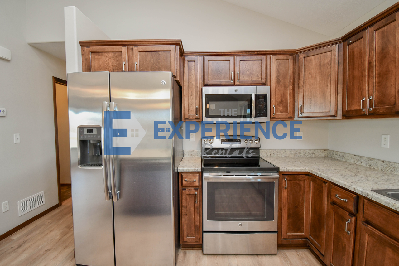 3900 S Homerun Ave - Photo 7 of 37