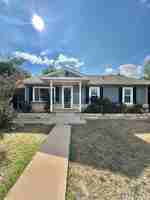 featured image of 1605 Kenwood Dr