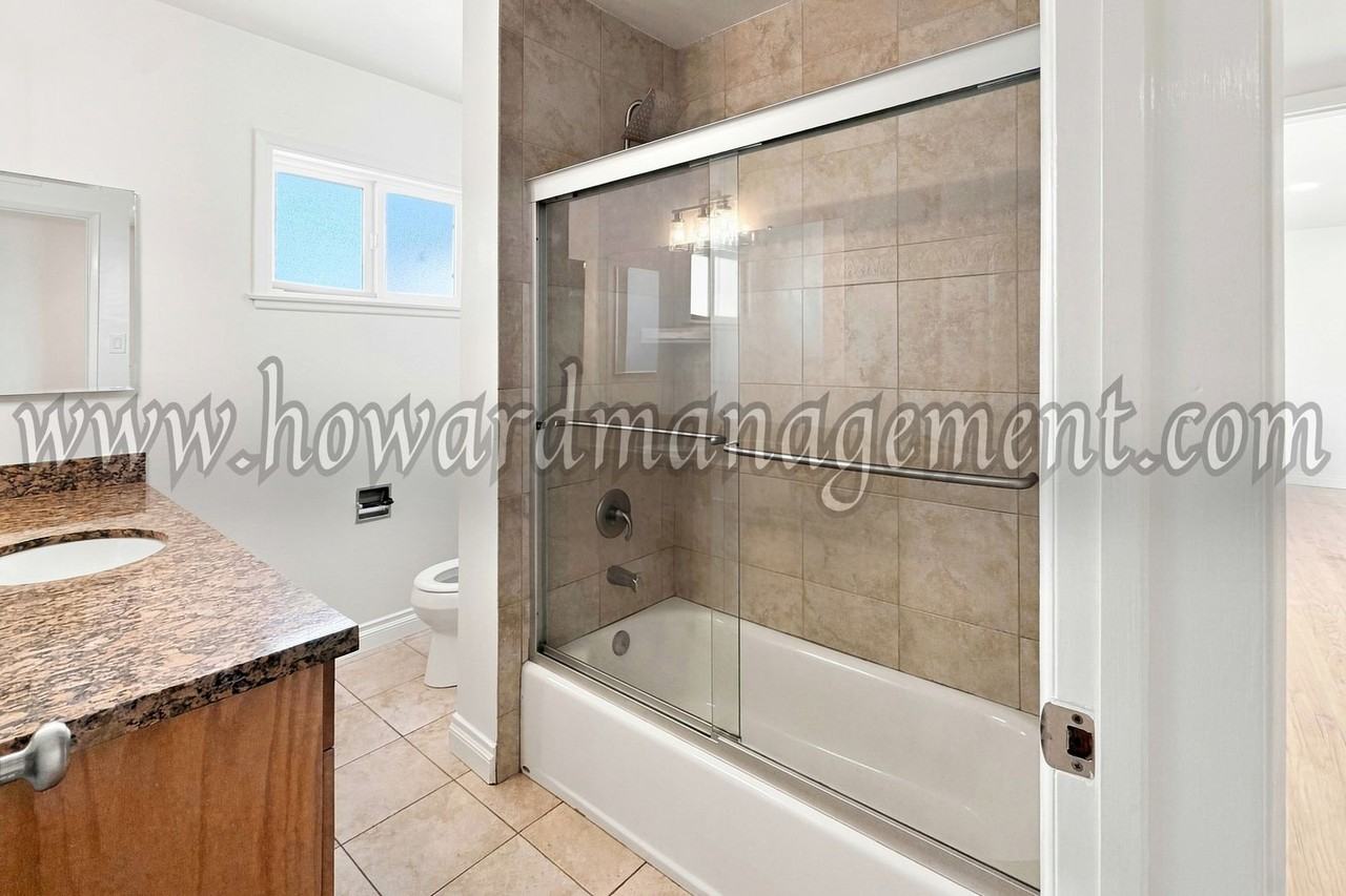 8360 Rudnick Ave - Photo 5 of 21