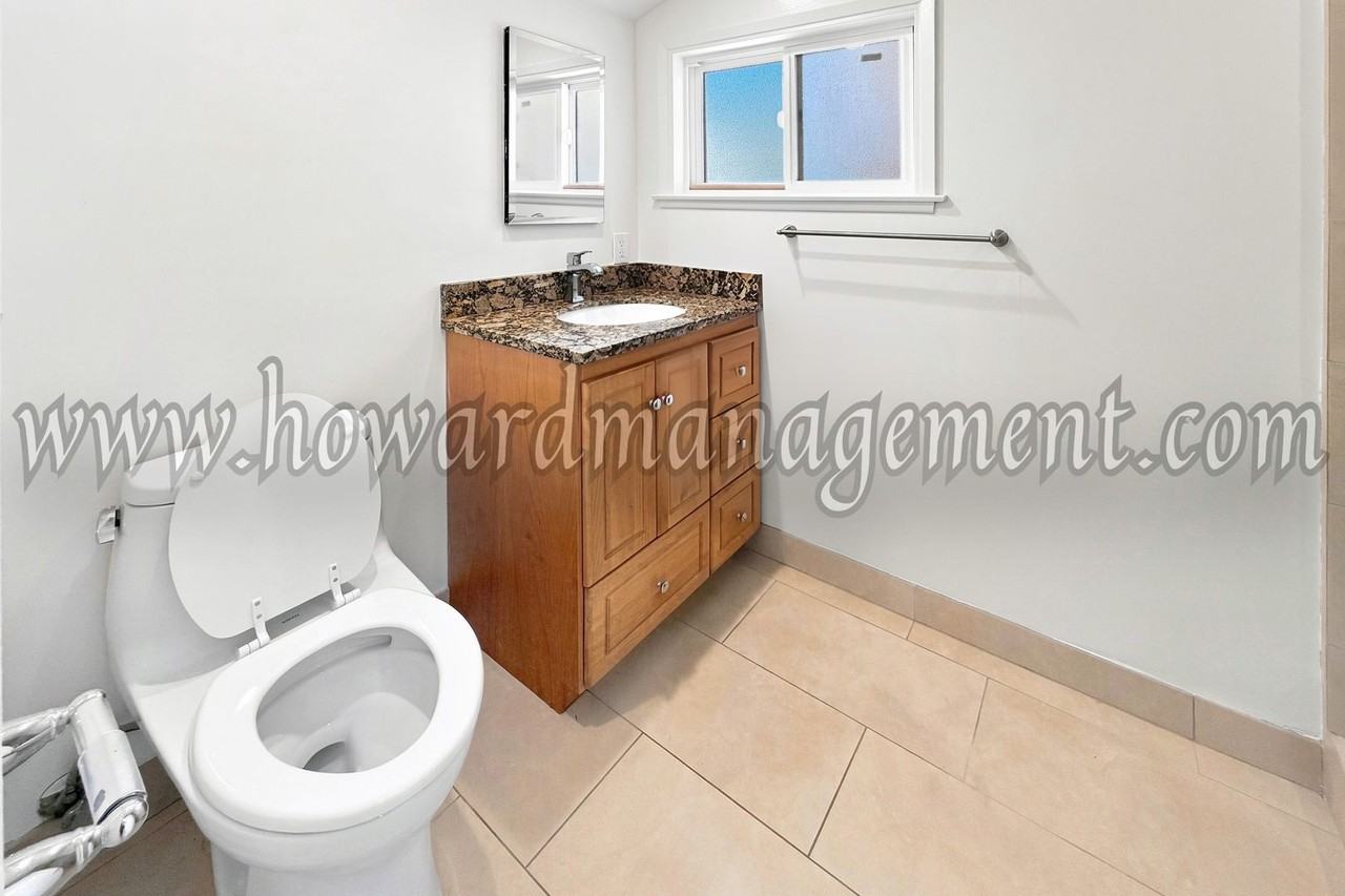 8360 Rudnick Ave - Photo 7 of 21