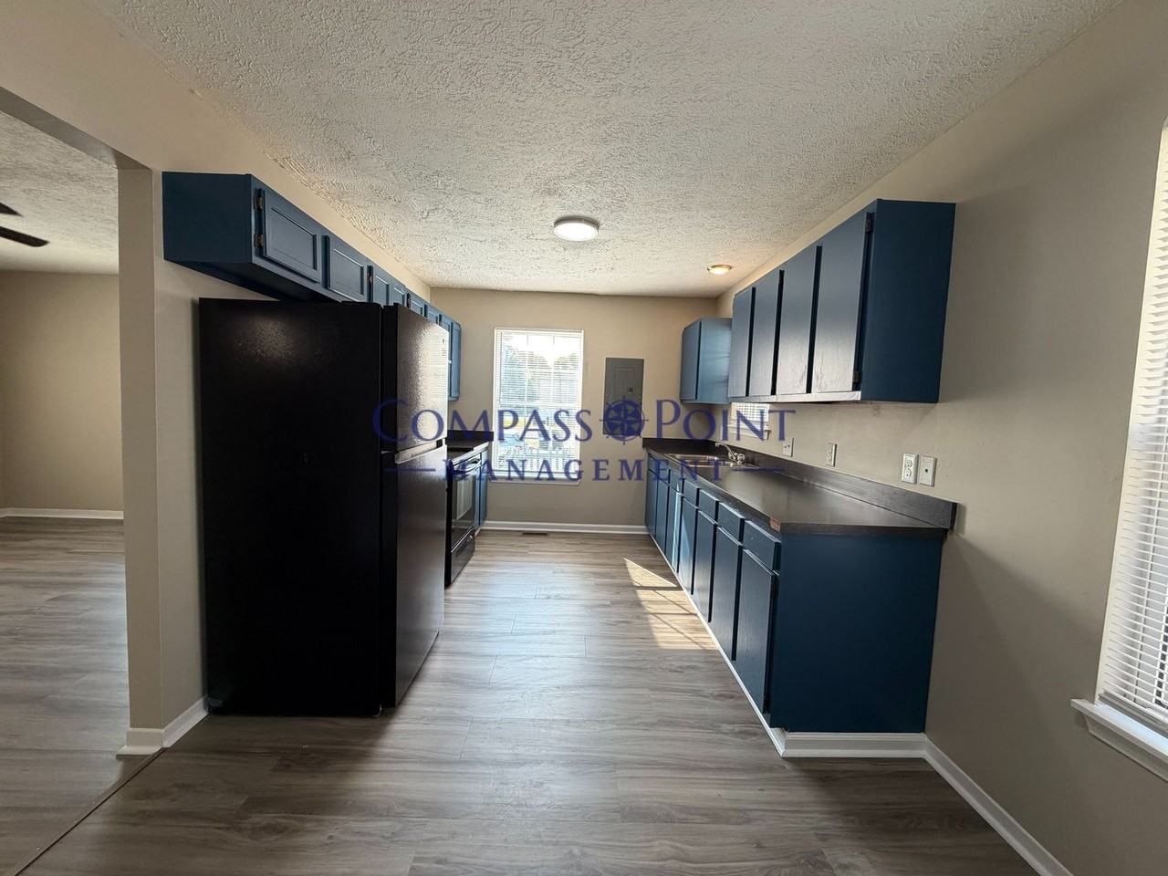 753 Dakota St - Photo 4 of 15