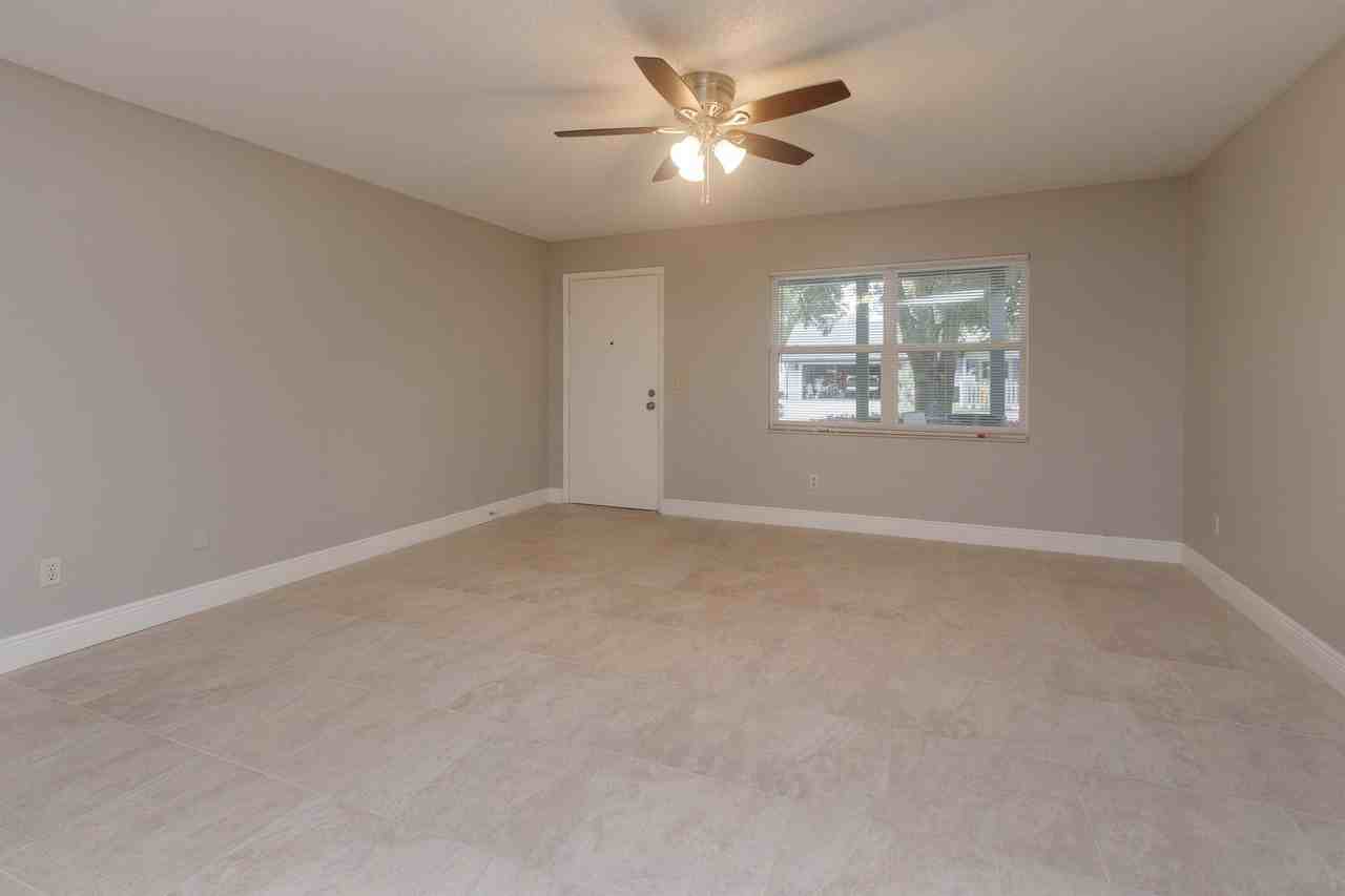 1191 Forest Hills Rd - Photo 6 of 19