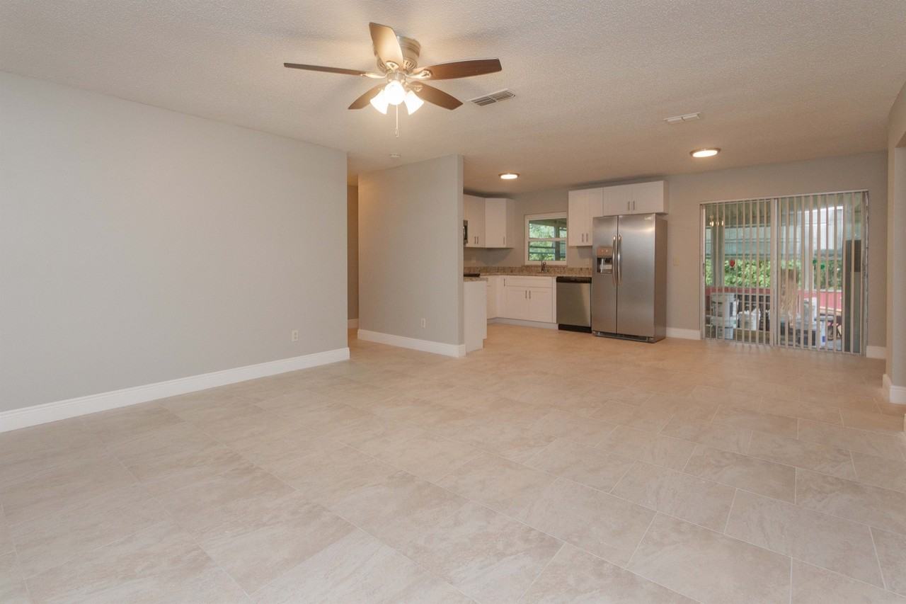 1191 Forest Hills Rd - Photo 7 of 19