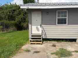 featured image of 2425 1/2 Broad St