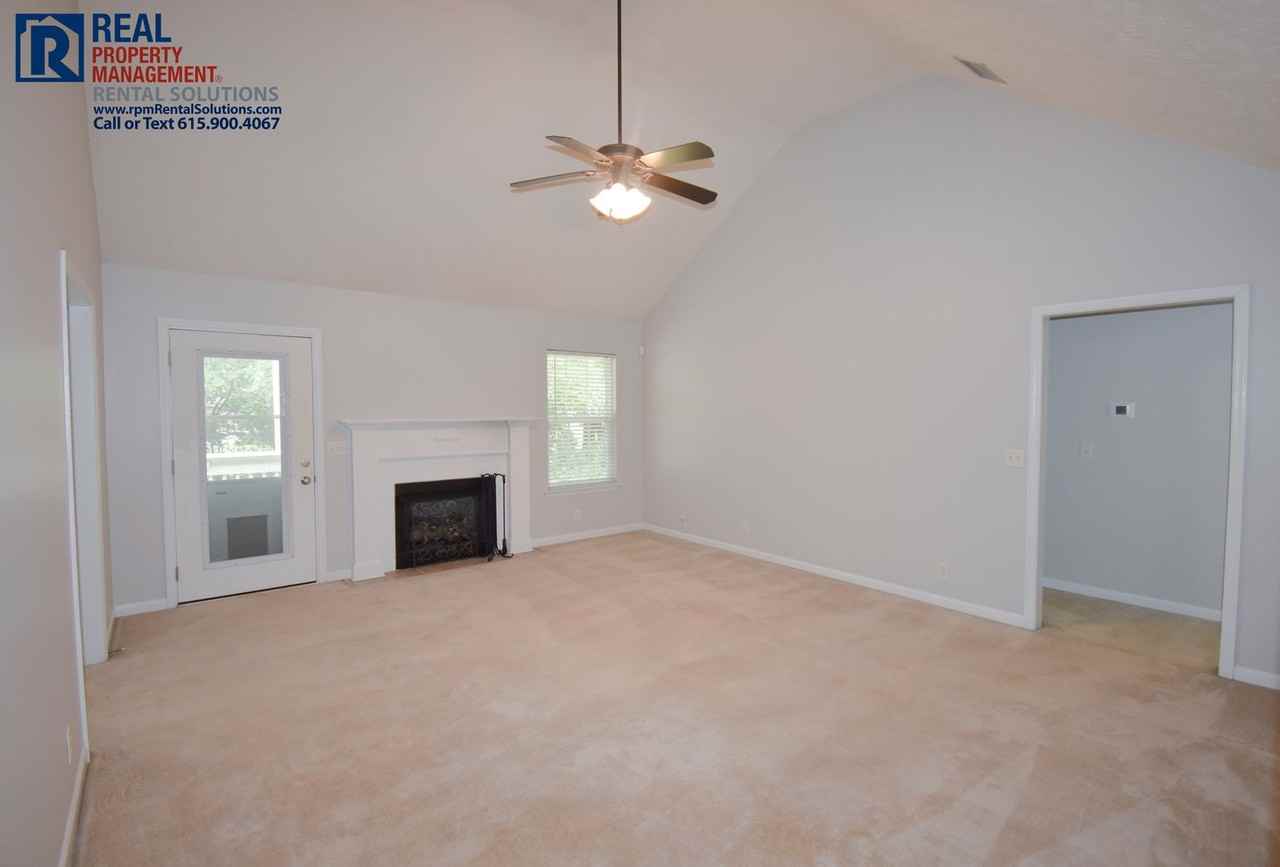 2917 Waywood Dr - Photo 5 of 25