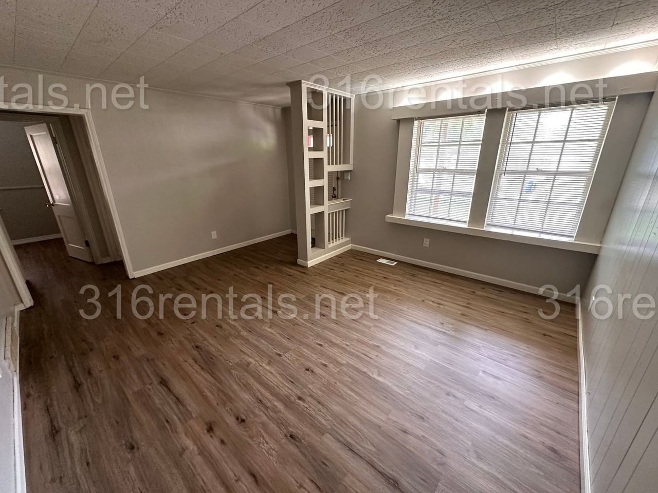 1028 N Terrace Dr - Photo 7 of 10