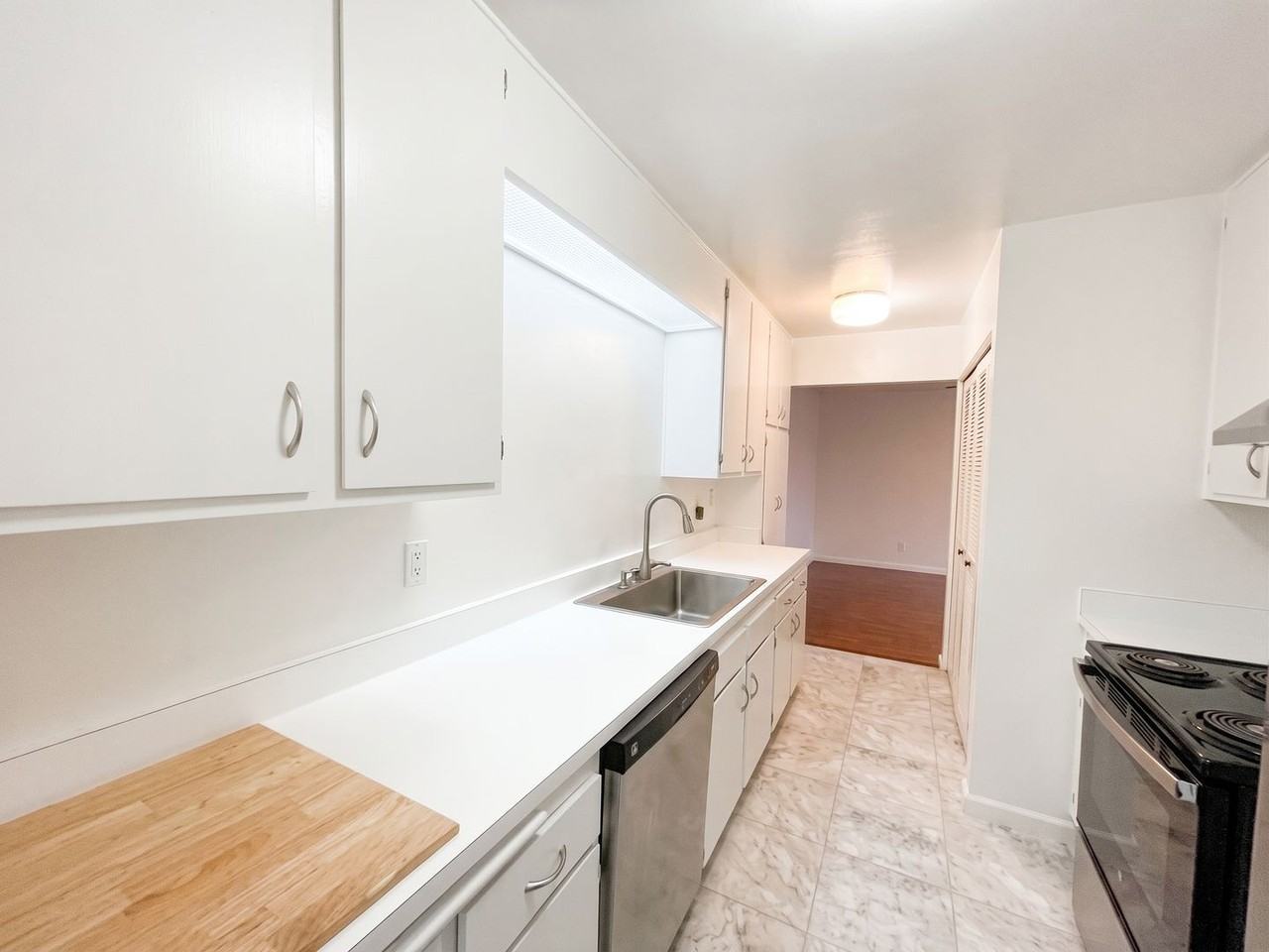 1837 Holland Dr - Photo 4 of 13
