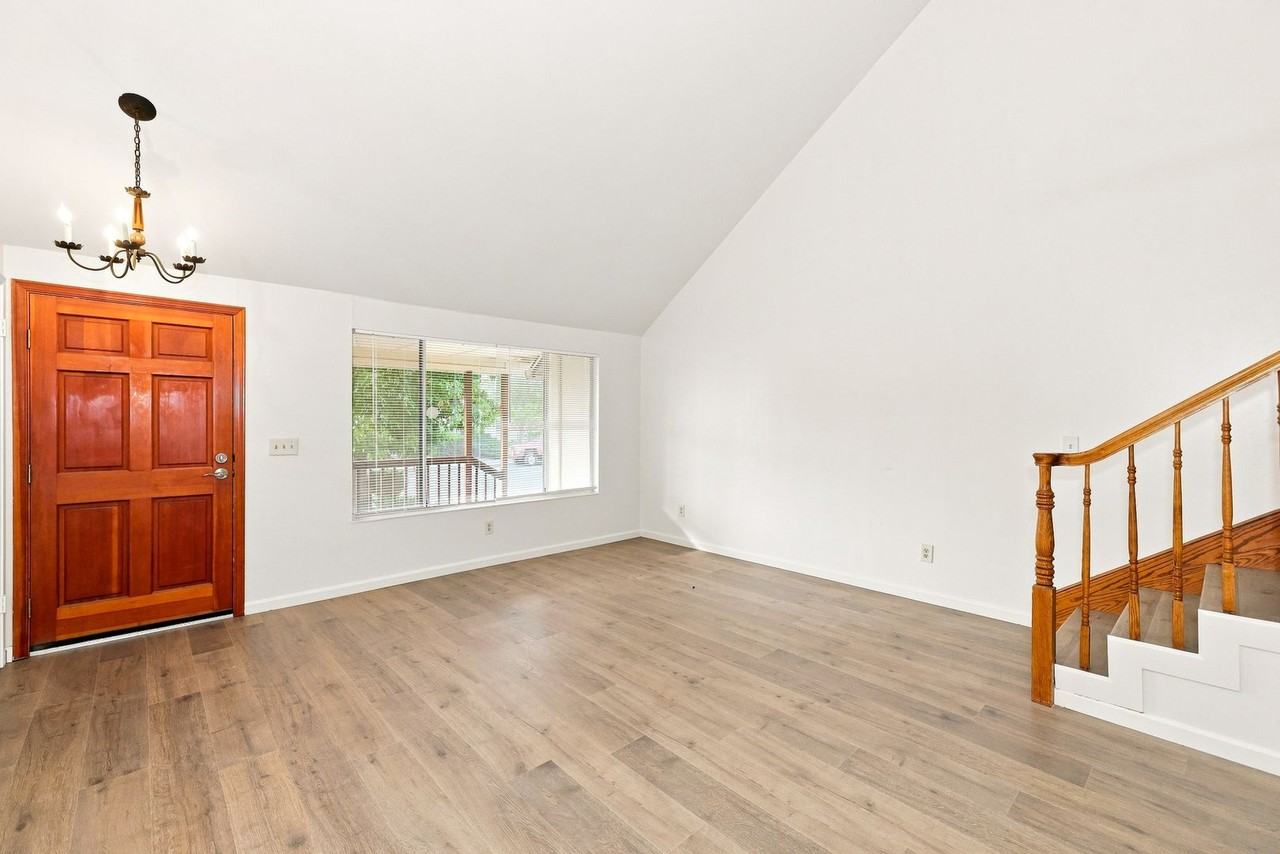 831 Lightwood Ct - Photo 2 of 28