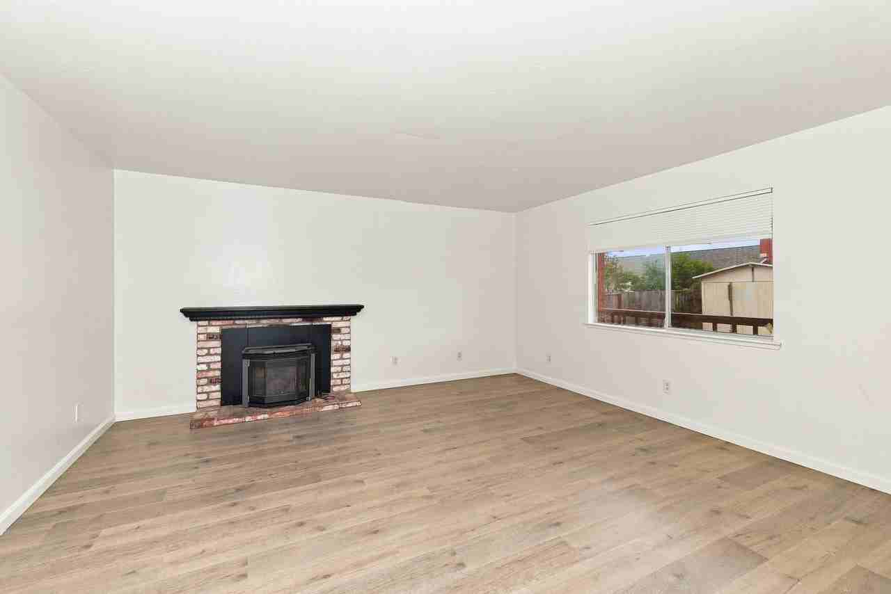 831 Lightwood Ct - Photo 5 of 28