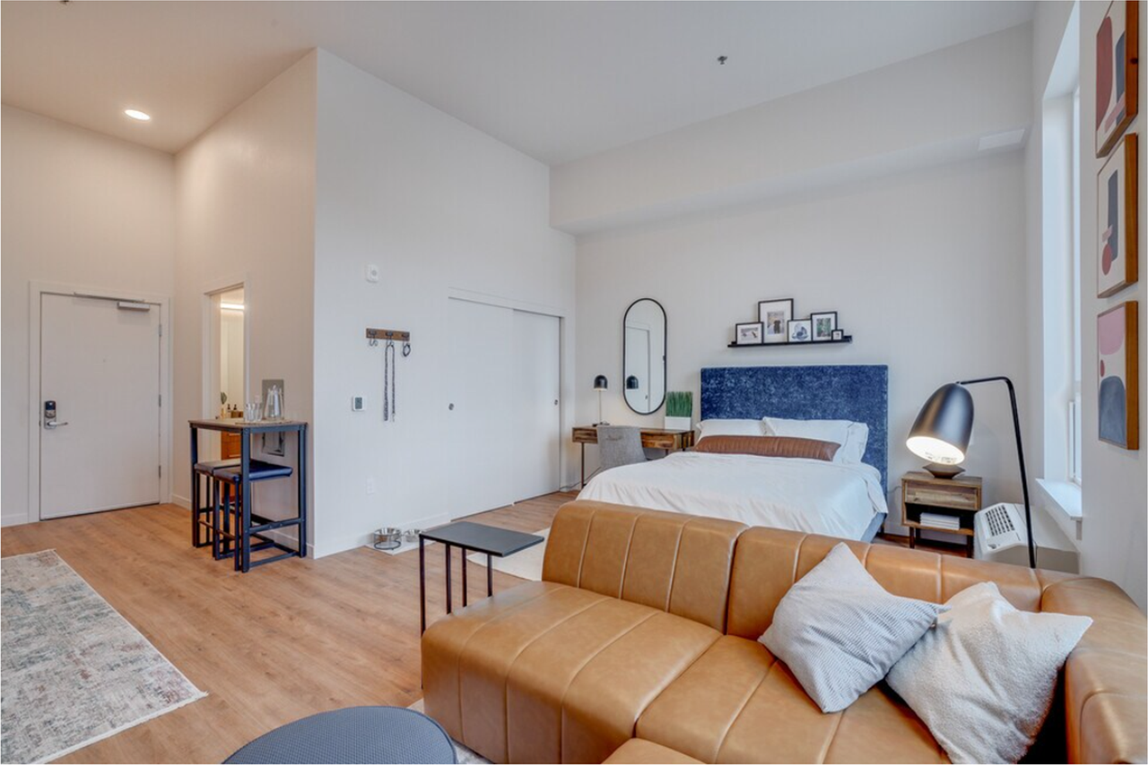 Navalia Apartments - Photo 2 of 20