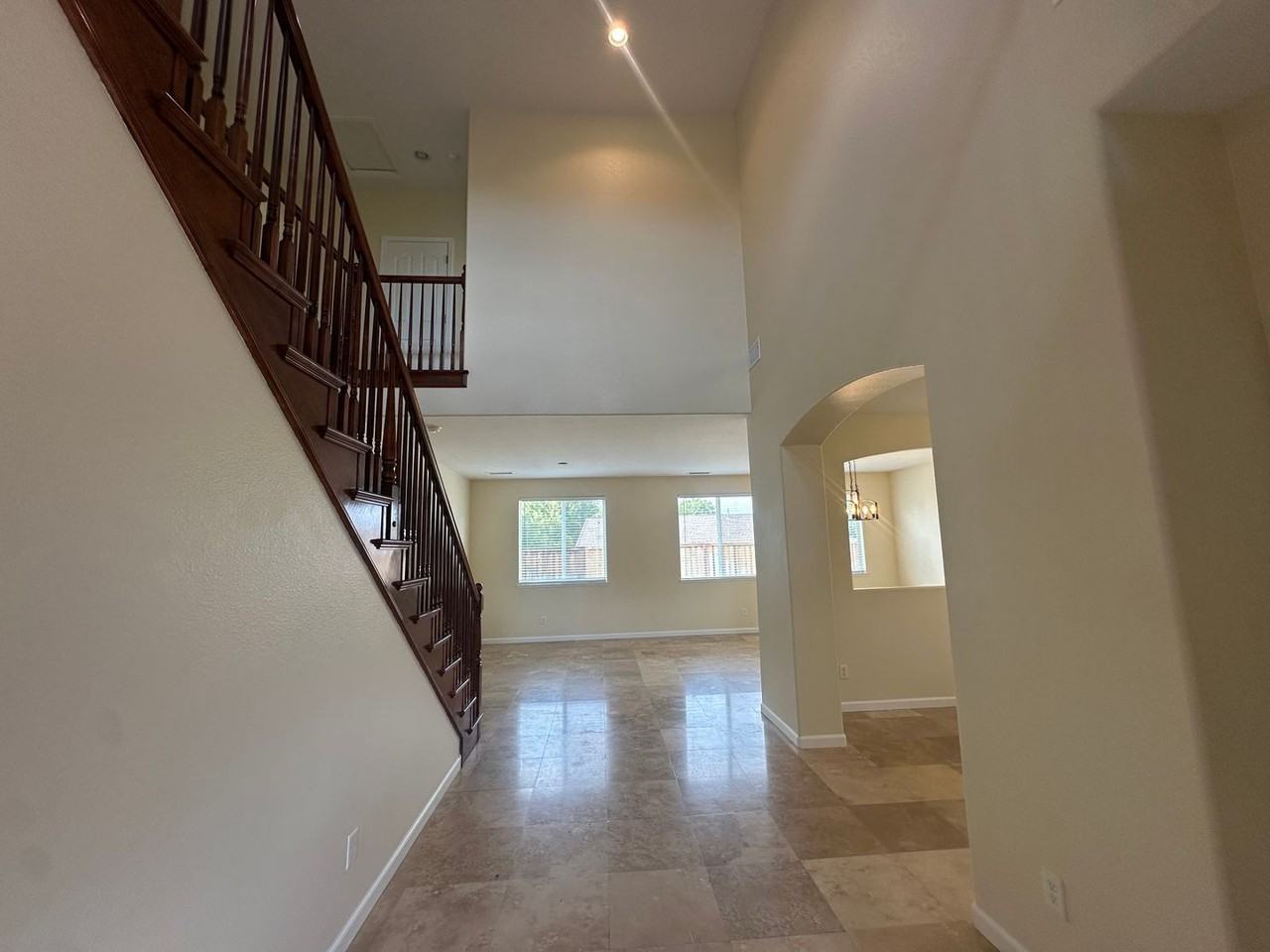 11113 Messina Way - Photo 5 of 30
