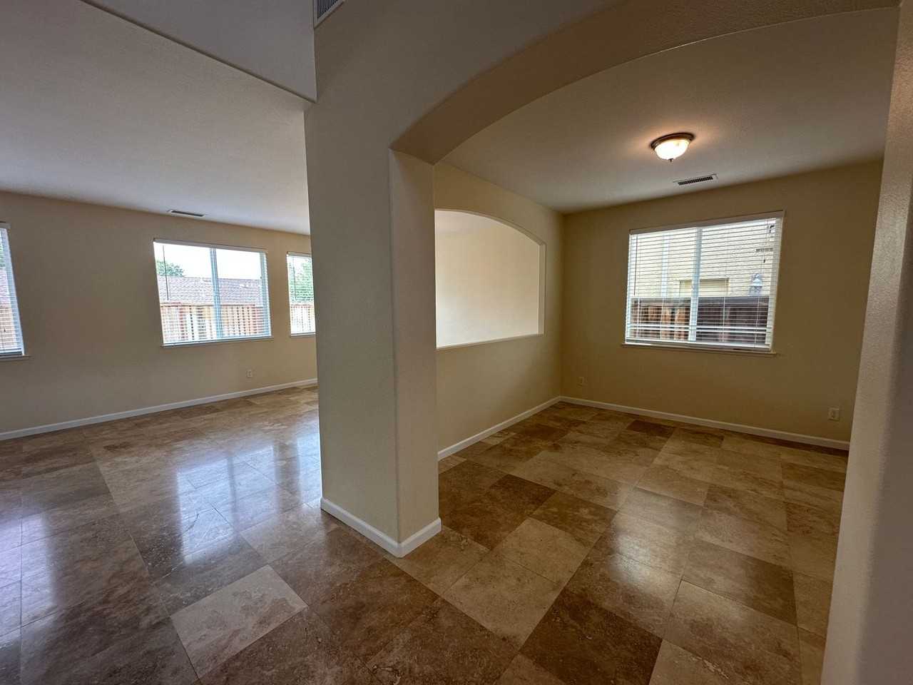 11113 Messina Way - Photo 6 of 30