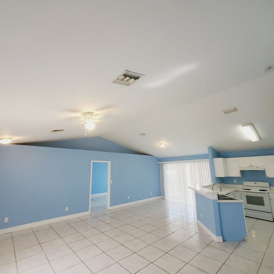 3916 22nd St W - Photo 3 of 7