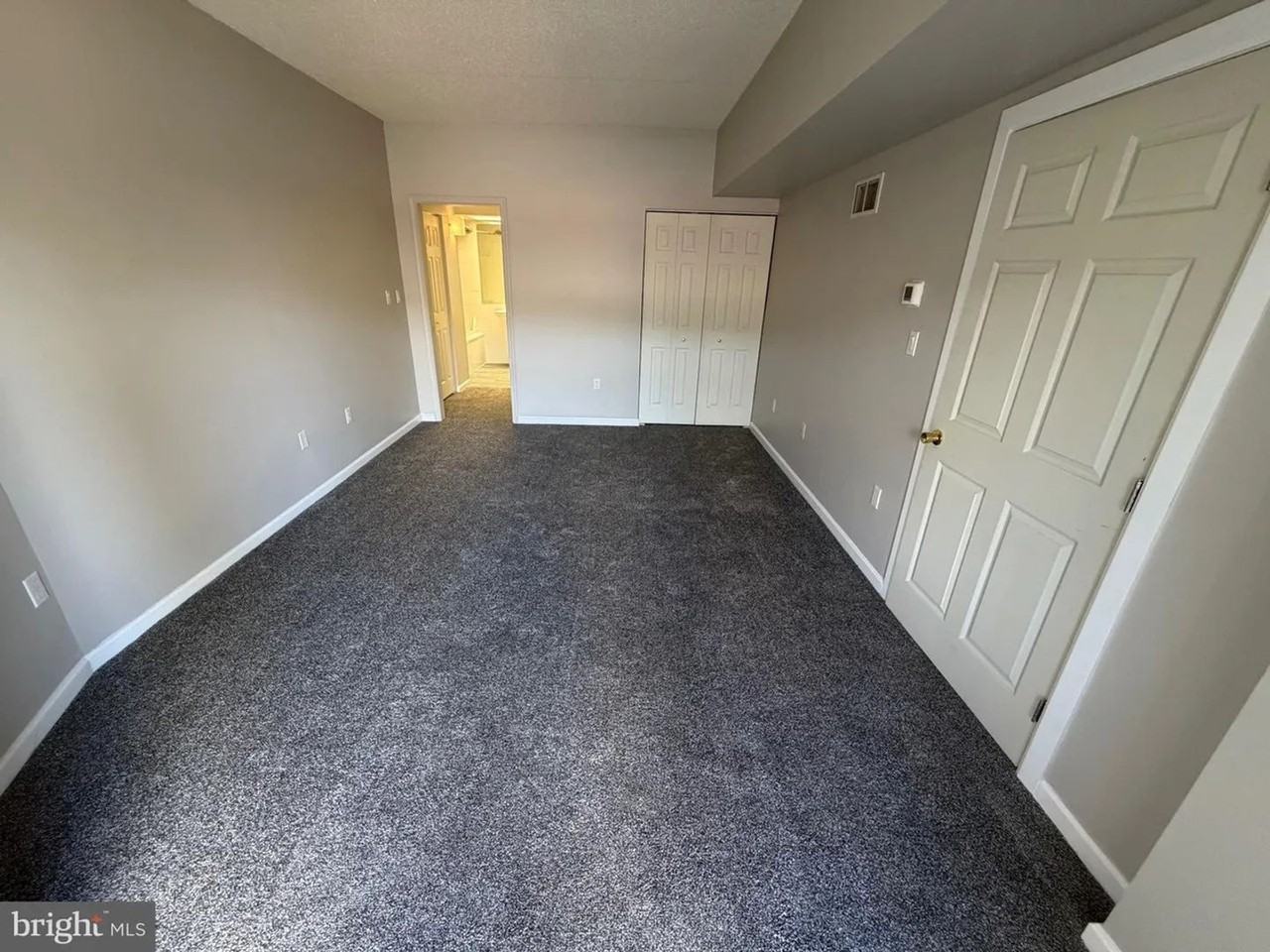 4573 N Progress Ave - Photo 5 of 17