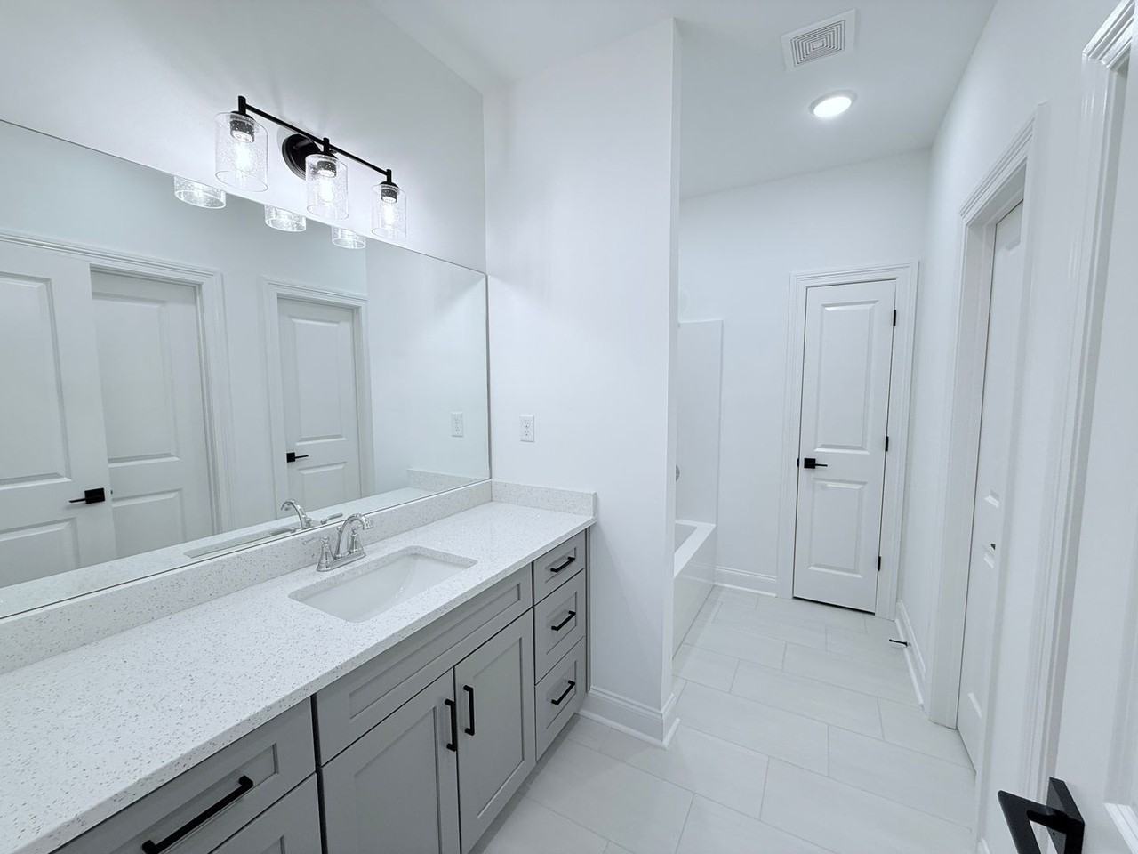 624 Cottage Grove Cir - Photo 7 of 18