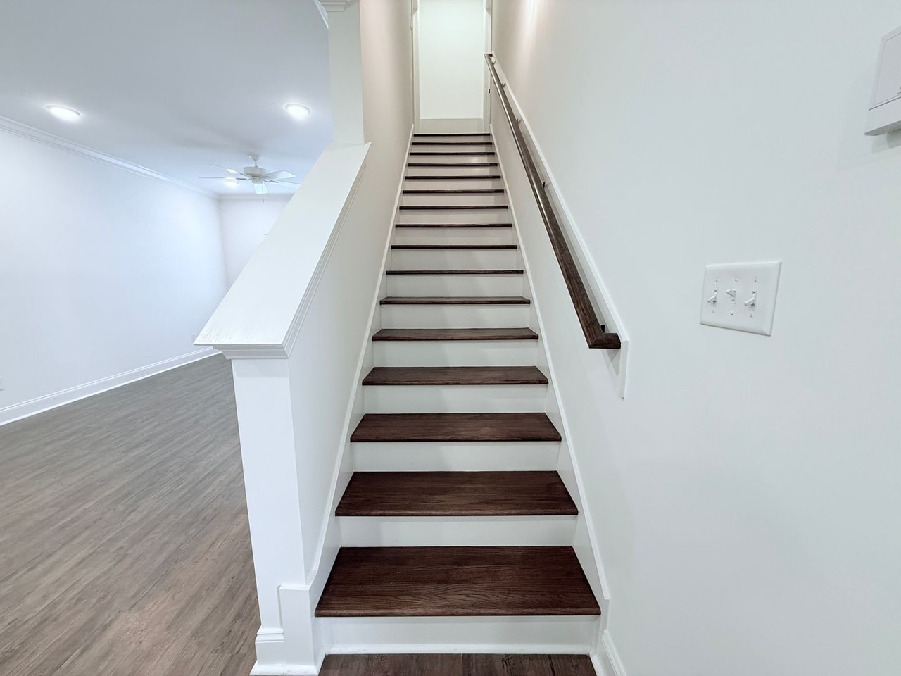 624 Cottage Grove Cir - Photo 7 of 15