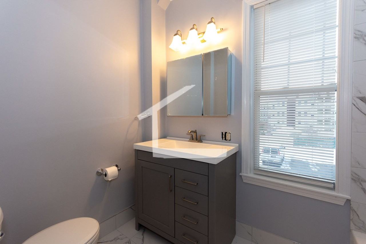 117 Franklin St #115 - Photo 7 of 7