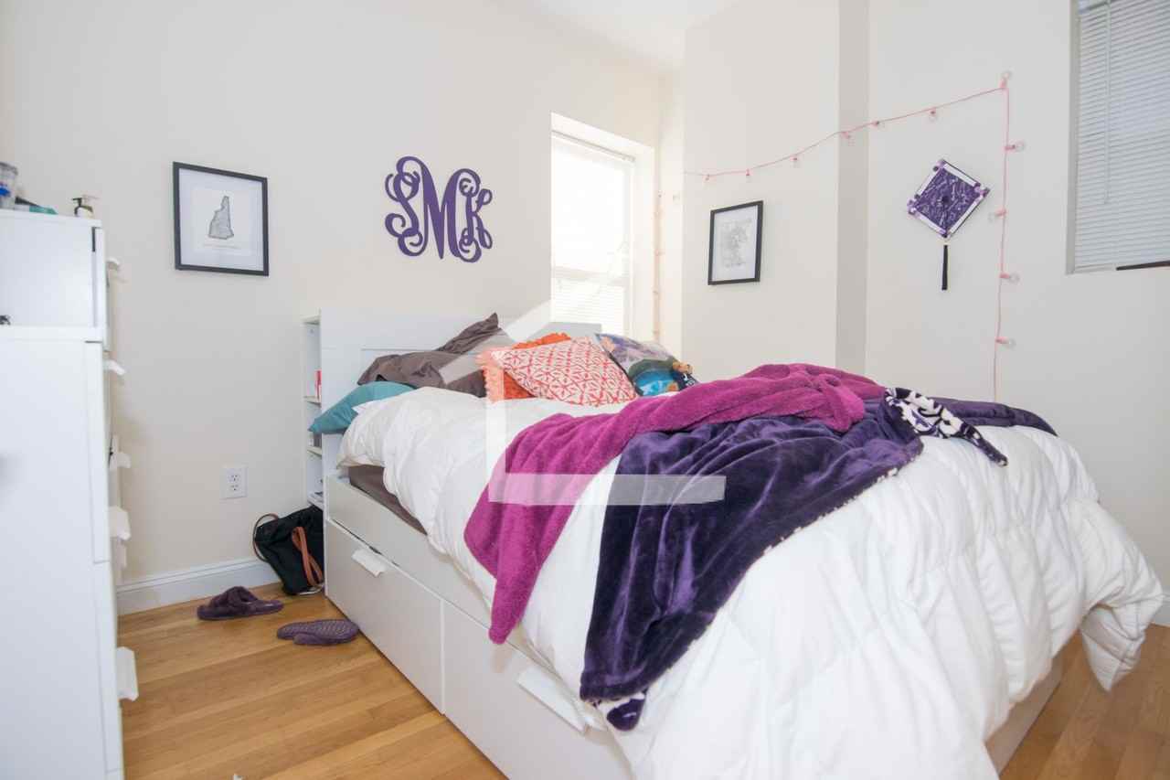 6-1801 Beacon St #6 - Photo 7 of 9