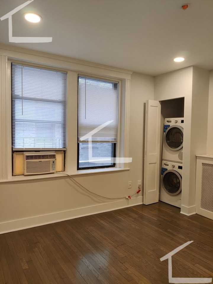 20 Peterborough St #20 - Photo 3 of 5