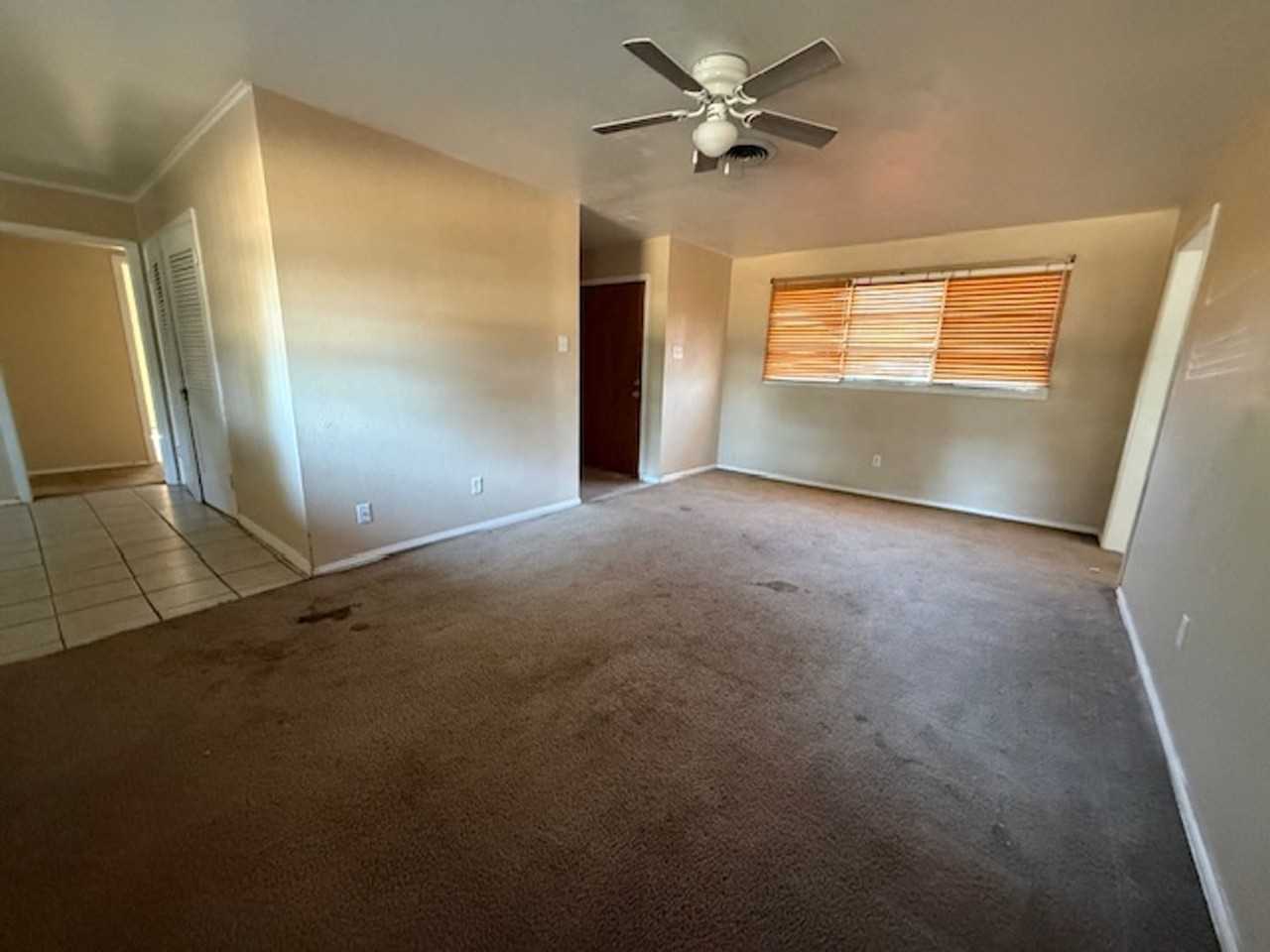 751 Glendale Dr - Photo 2 of 16