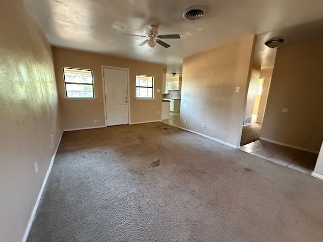 751 Glendale Dr - Photo 3 of 16