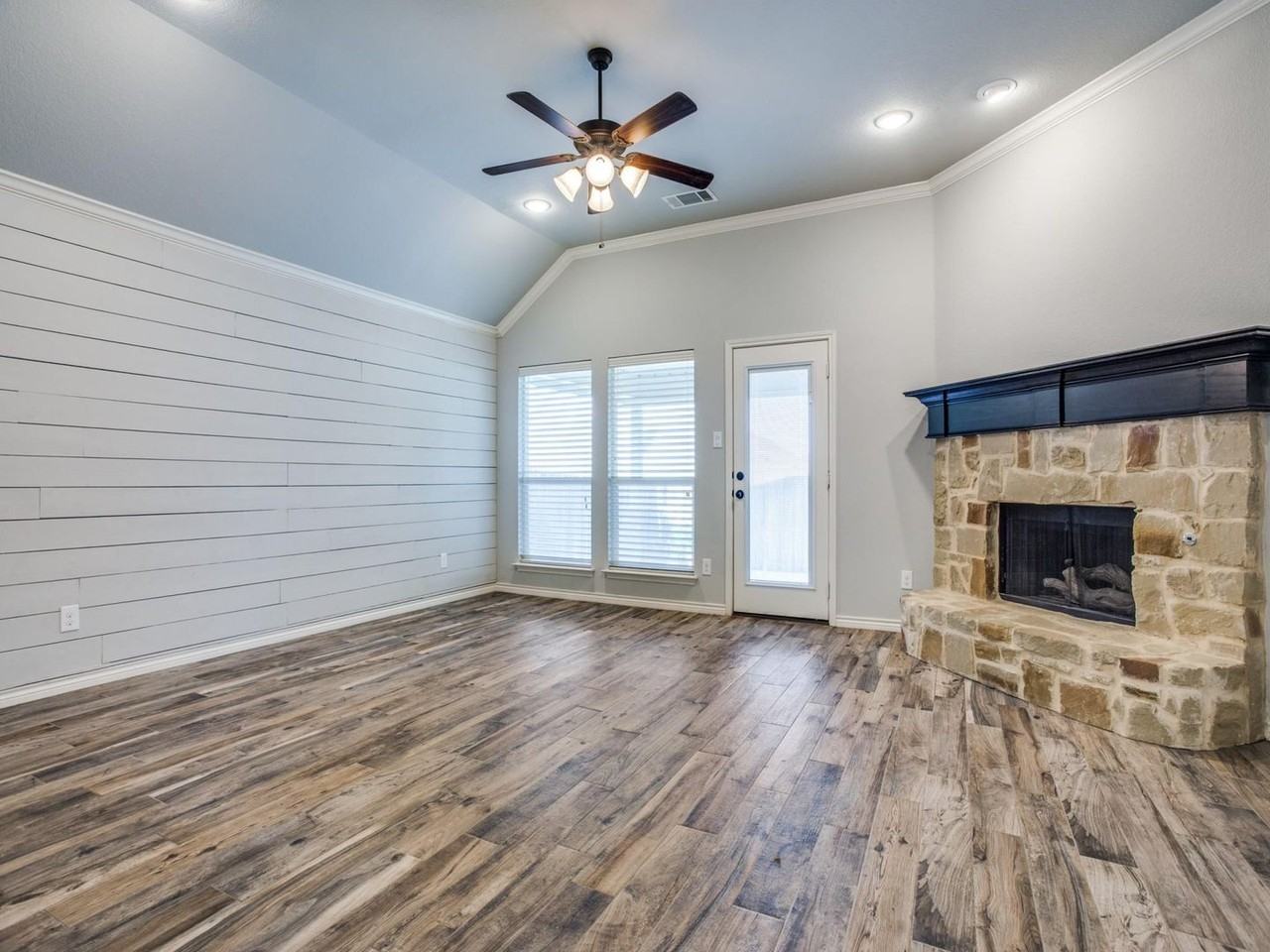 5932 Trout Dr - Photo 6 of 12