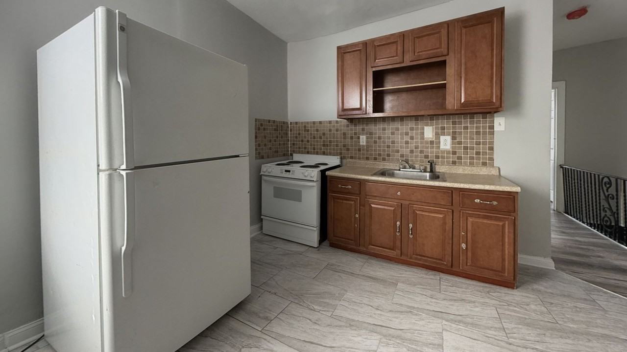 5502 Willows Ave - Photo 4 of 12