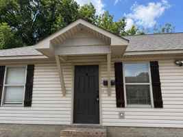 featured image of 3705 School St