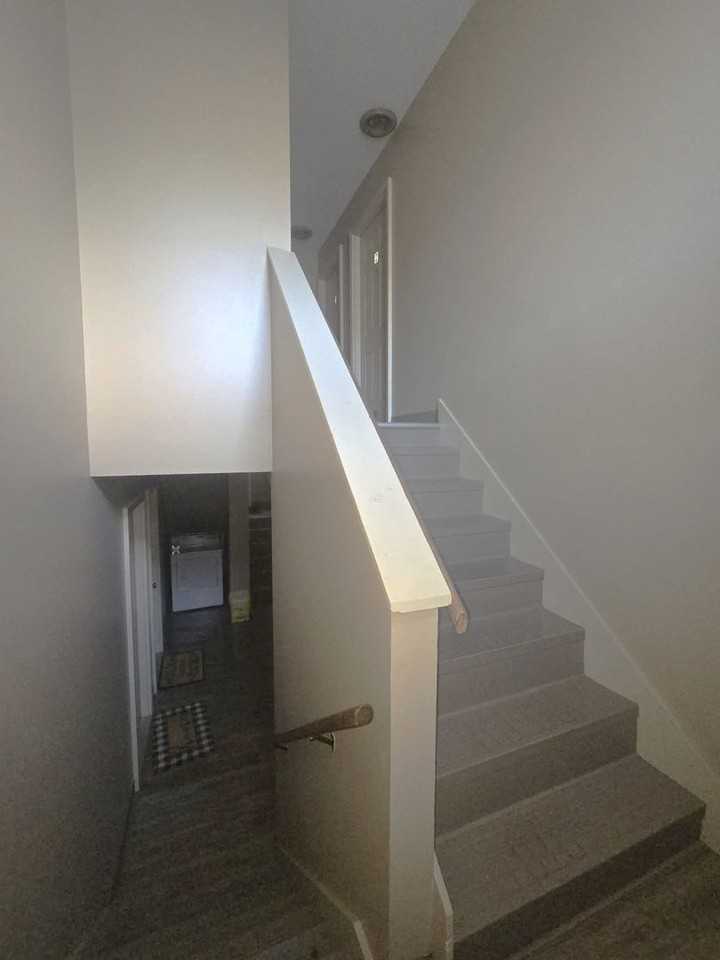 419 W 8th St - Photo 3 of 15