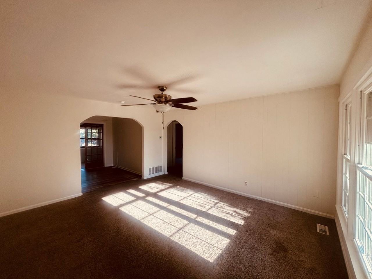 1334 N Estelle Ave - Photo 2 of 23