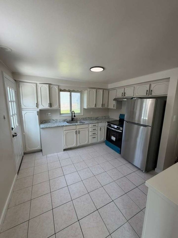 62 Highland View St - Photo 3 of 10