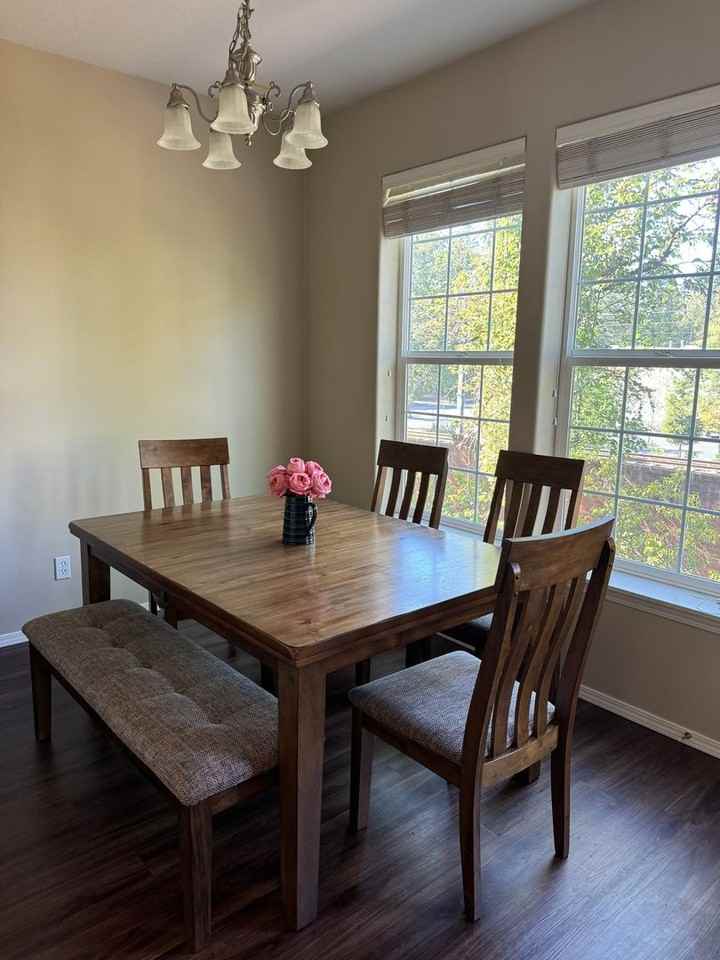 6077 Ne Alder St - Photo 7 of 31