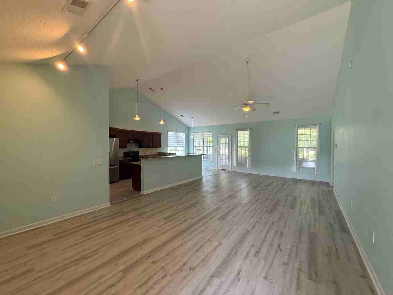 2302 Clandon Dr - Photo 2 of 13