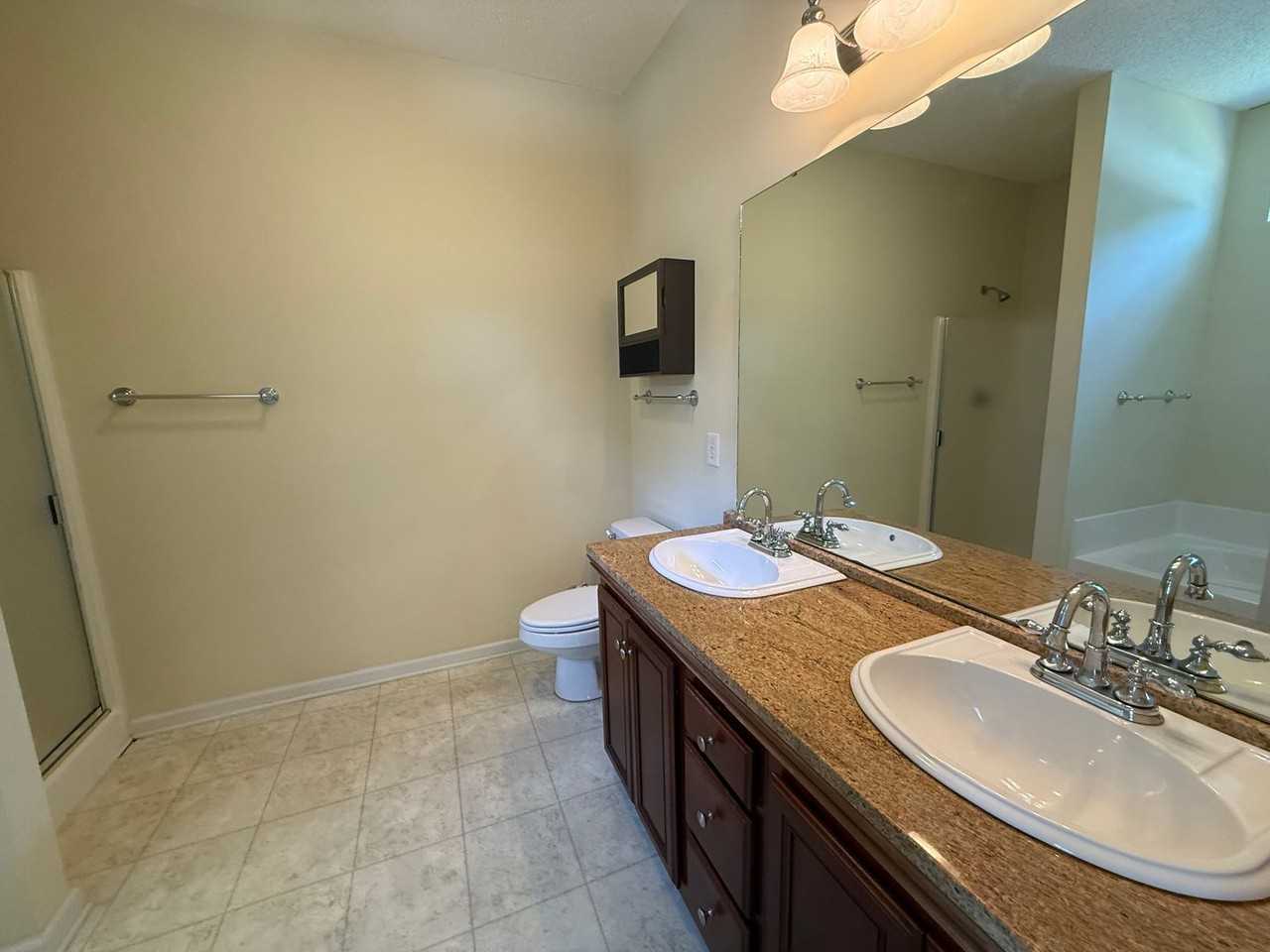 2302 Clandon Dr - Photo 7 of 13