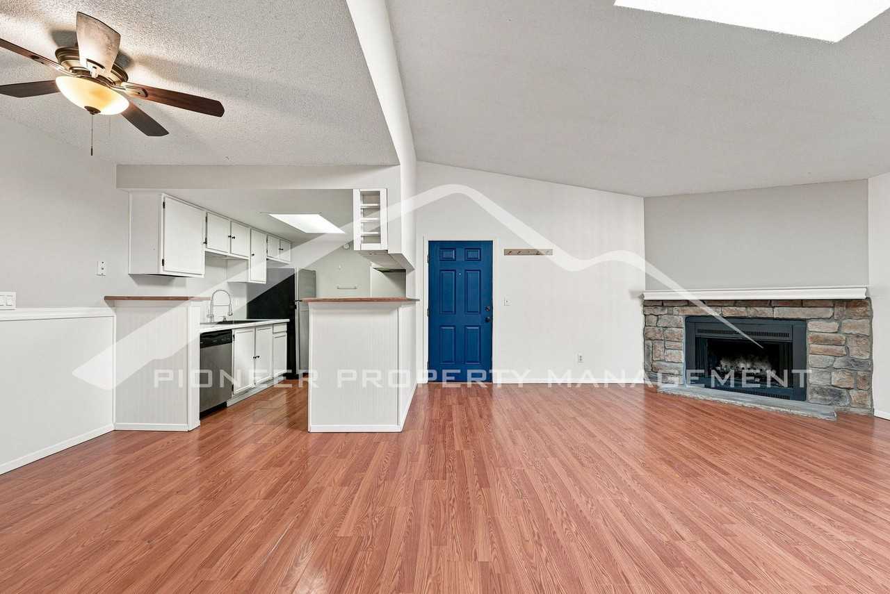 18163 E Kentucky Ave #202 - Photo 4 of 19