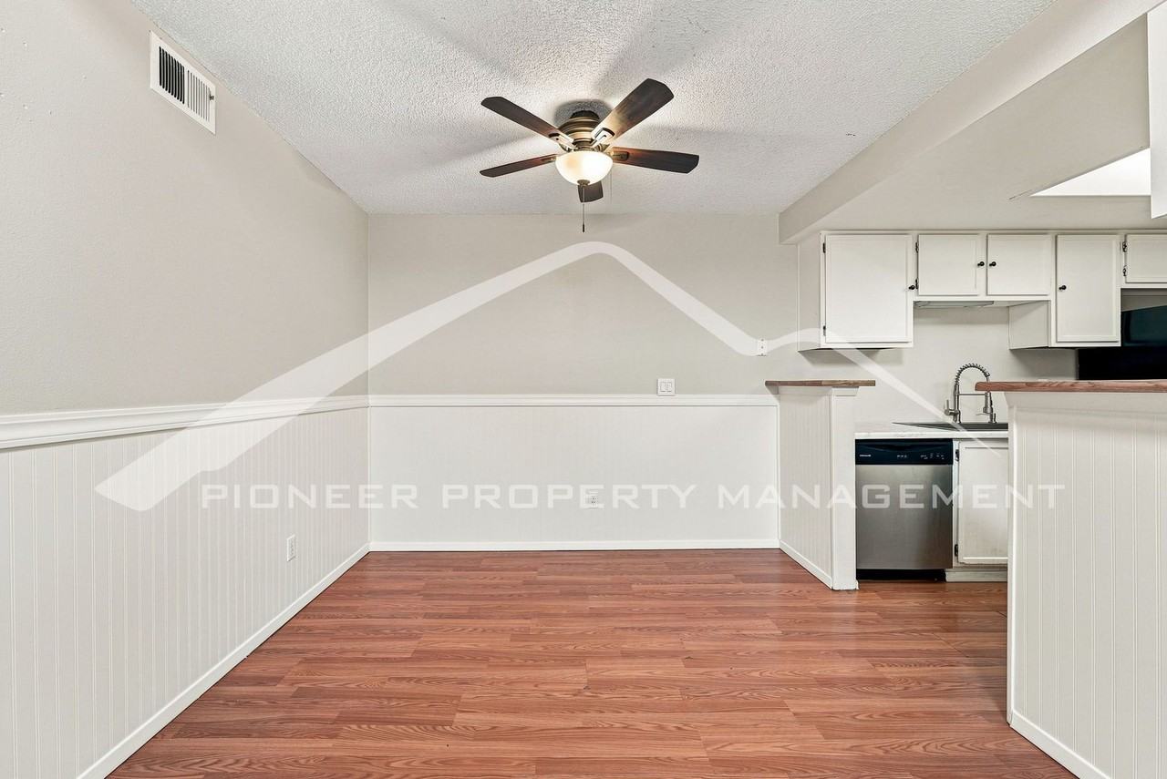 18163 E Kentucky Ave #202 - Photo 6 of 19