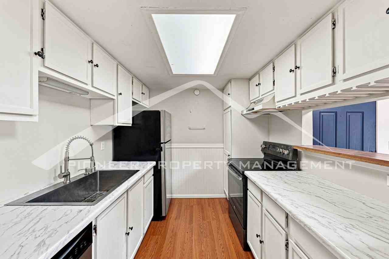 18163 E Kentucky Ave #202 - Photo 7 of 19